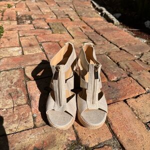 Stylish Beige Michael Kors Wedge Sandals